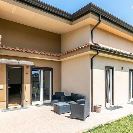 2 Bedroom Beautiful Apartment In Casalvelino กาซัลเวลิโน ภายนอก รูปภาพ