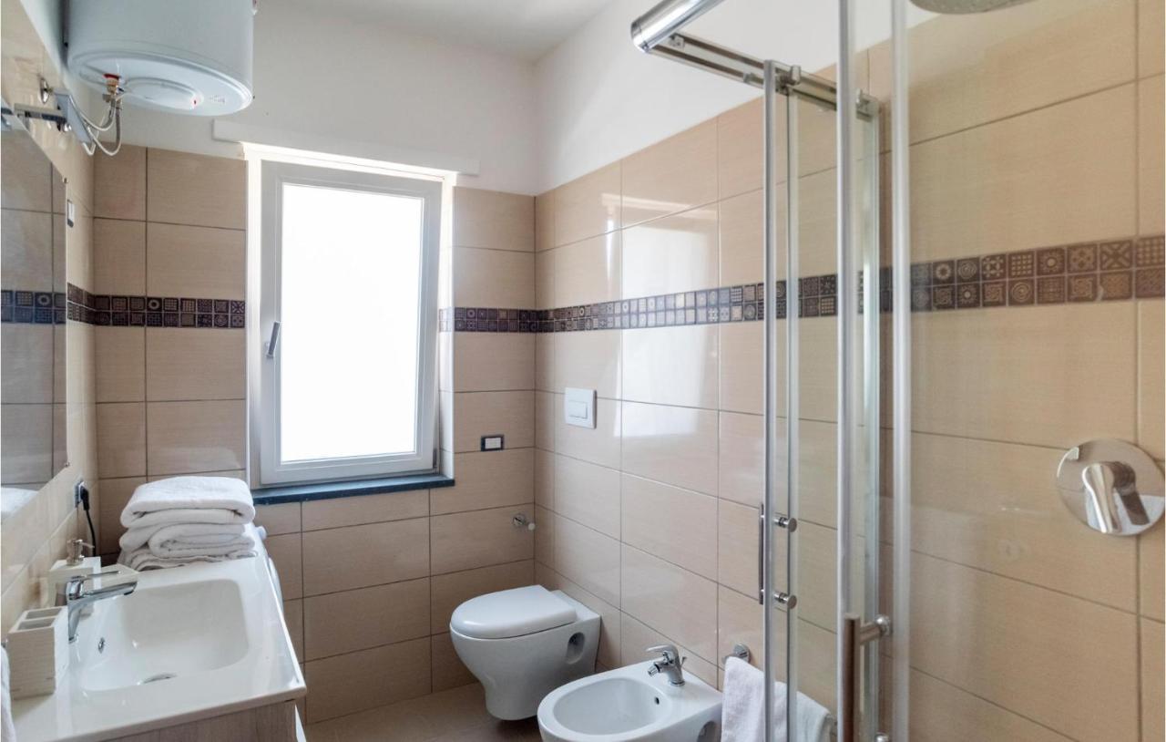 2 Bedroom Beautiful Apartment In Casalvelino กาซัลเวลิโน ภายนอก รูปภาพ