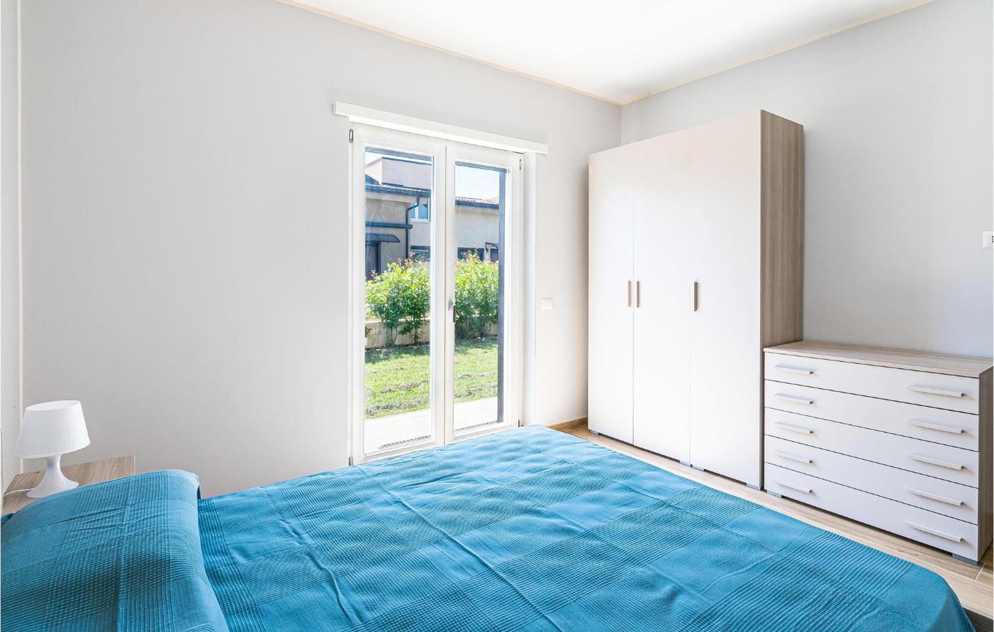 2 Bedroom Beautiful Apartment In Casalvelino กาซัลเวลิโน ภายนอก รูปภาพ