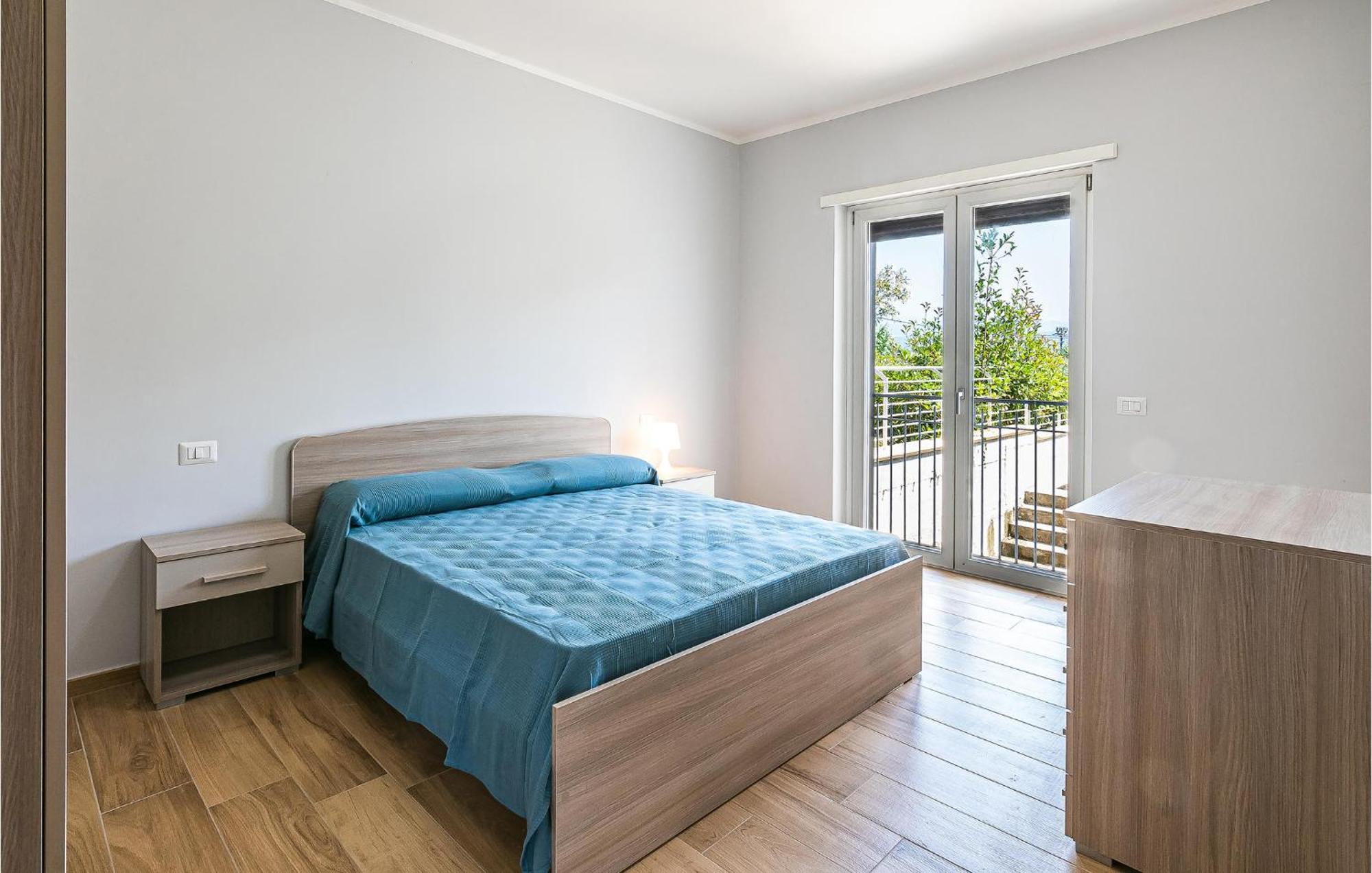 2 Bedroom Beautiful Apartment In Casalvelino กาซัลเวลิโน ภายนอก รูปภาพ