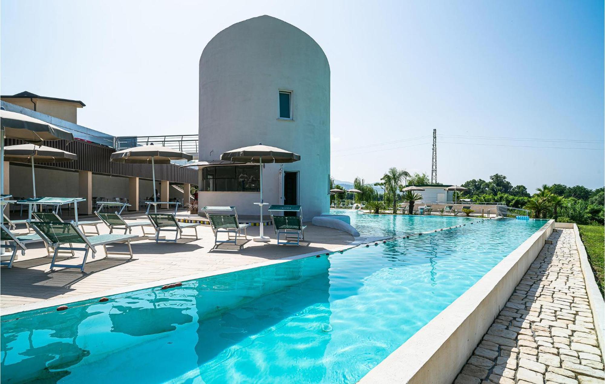 2 Bedroom Beautiful Apartment In Casalvelino กาซัลเวลิโน ภายนอก รูปภาพ